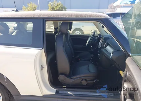 2012 Mini Cooper z USA, uszkodzony, nr VIN WMWSU3C5XCT259343